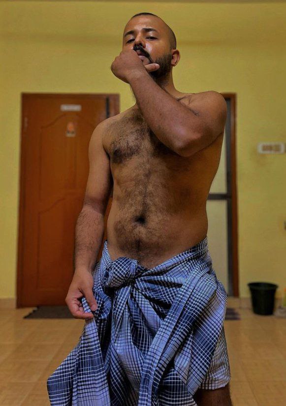 දඩයම් වෙන්න කැමති කොල්ලෝ වගේම දඩයම් කරන්න කැමති කොල්ලෝ එකතු වෙන්න #දඩයම එක්ක 

ආතල් ගන්න , ගන්න ආතල් බෙදාගන්න , අලුත් දඩයම් හොයාගන්න 😈