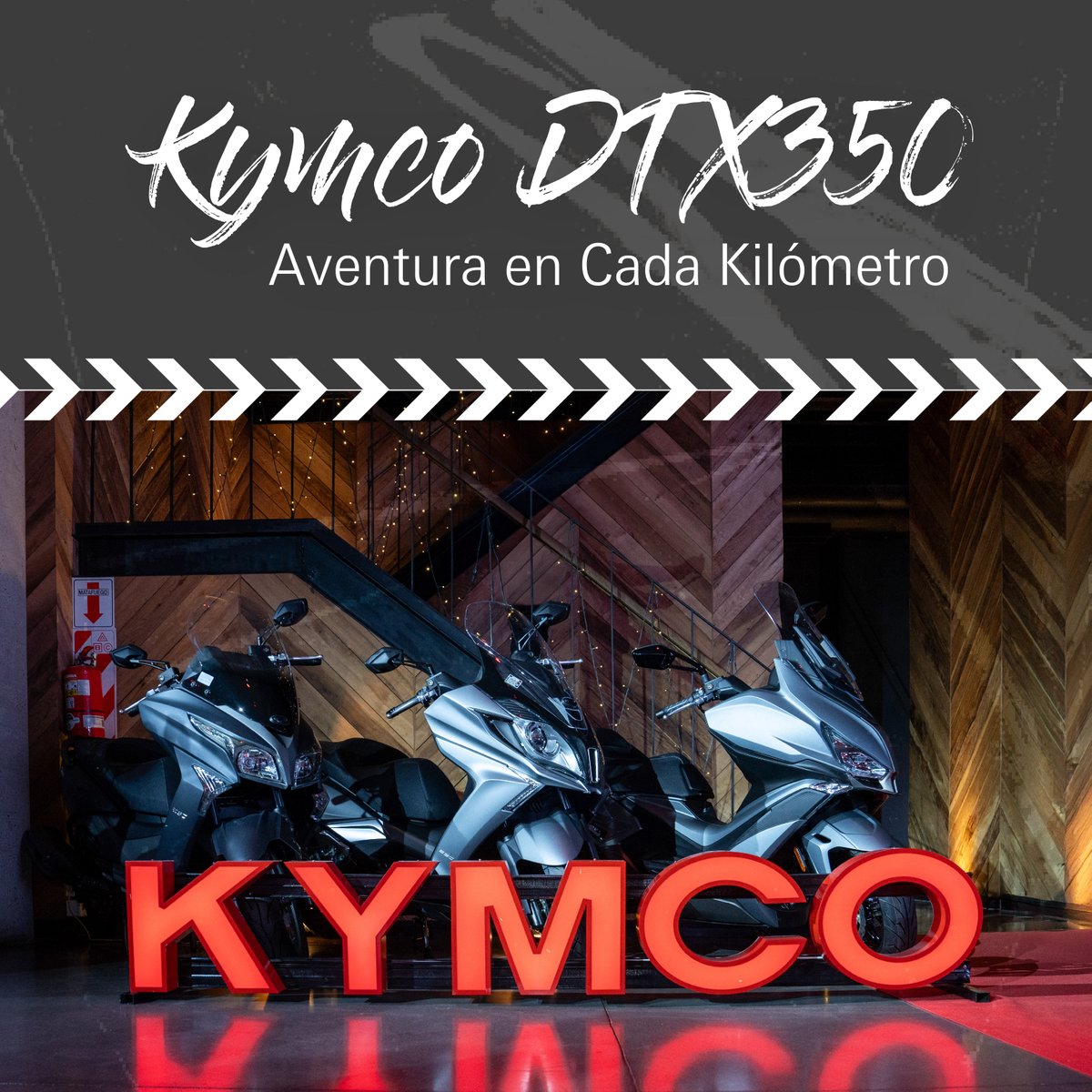 El DTX350 de Kymco combina la versatilidad de un maxi scooter con el espíritu aventurero, ofreciendo una experiencia de conducción única.

🔹 Manillar ancho y asiento elevado para una visibilidad y maniobrabilidad excepcionales. 
🔹 Sistema KEYLESS, ABS, TCS y tablero LCD a color