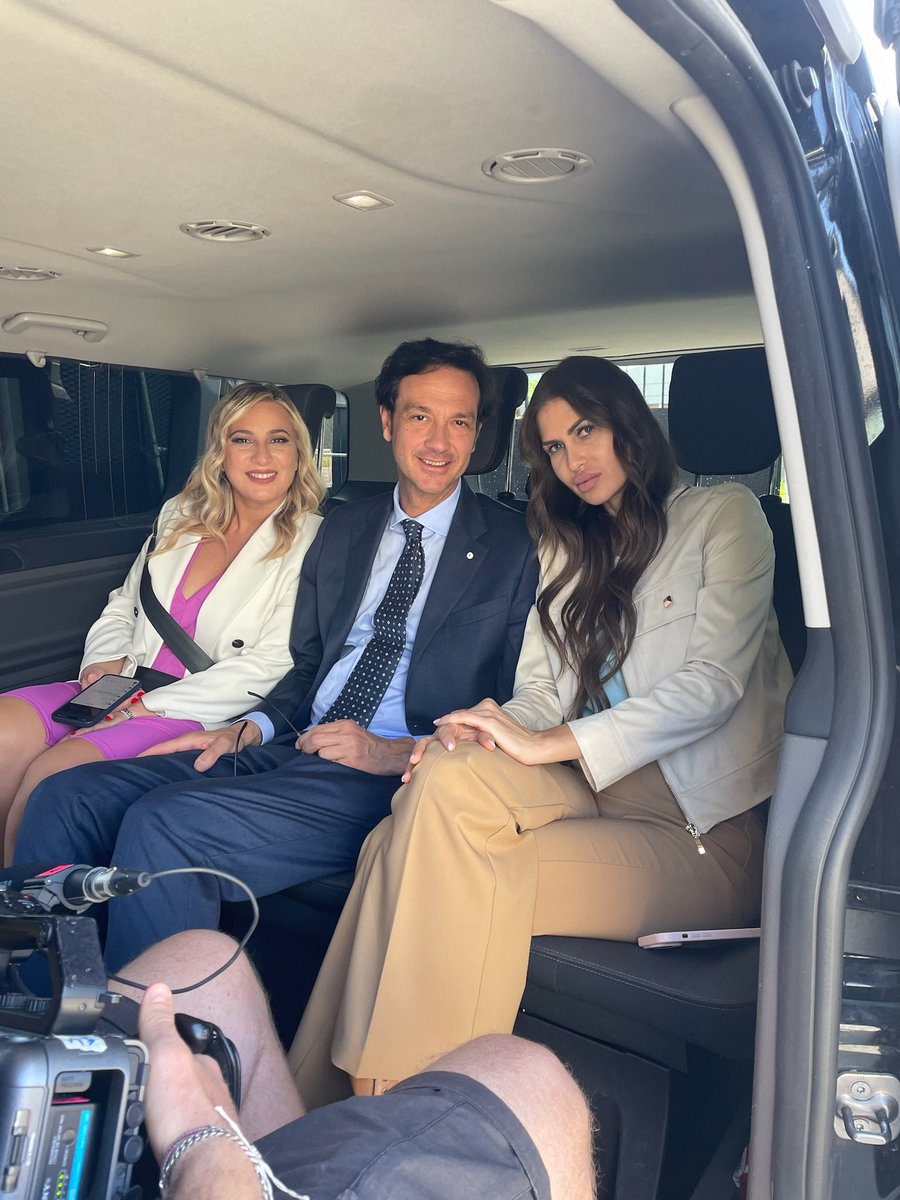 Vi vediamo che siete tutti sintonizzati 👀 #casaaprimavista