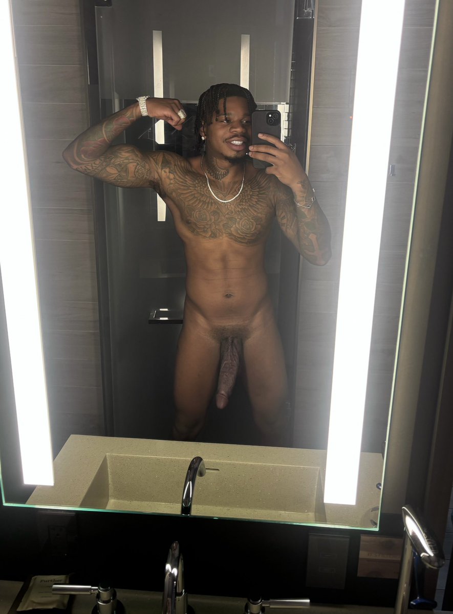 Big Dick Thread 🍆 

1 💪🏾 or 2 😉 ?

Who can take it ALL 👀? RT &amp; DROP EM ! https://t.co/sKa14eAMKr