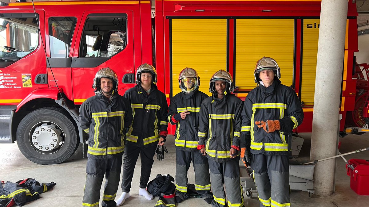 1er round pour nos journées d'intégration : jeu de piste dans Valence d 'Agen pour les 2nd bac pro Melec et logistique puis initiation au Golf et au Kayak à Espalais 🥳