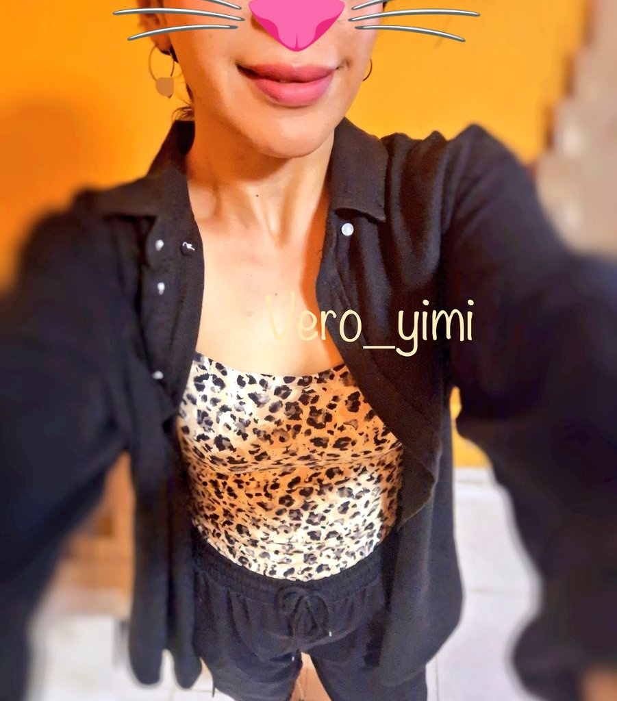 Bonito día laboral tengan 😊😊
Les mando unos Besitos ricos 😘😘❤️💕🤩😍