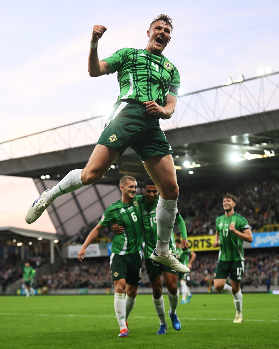 What a photo! 📸

#NationsLeague | <a href="/NorthernIreland/">Northern Ireland</a>