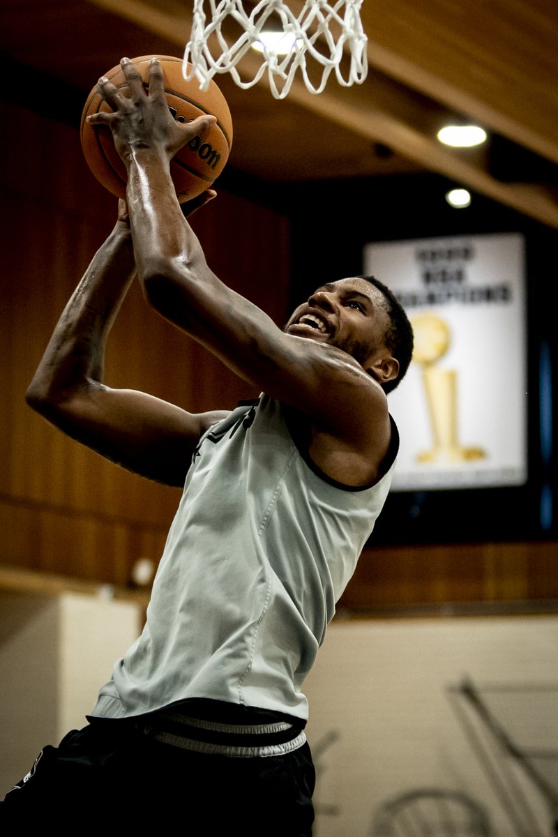 spurs's tweet image. locked in 🔒