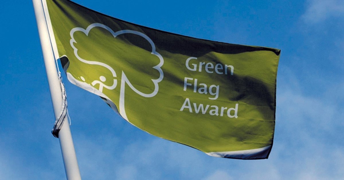 Delighted to be awarded Green Flag status with Merit for a second year running. Well done to our brilliant <a href="/TMAT_Earthshot/">Earthshot</a> Ambassadors and our equally brilliant Geography team. 👏 

💜🌟 🌎 <a href="/GreenFlagAward/">GreenFlagAward</a>