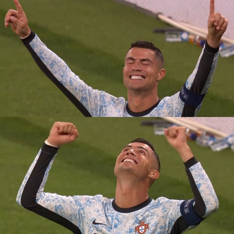 InvictosSomos's tweet photo. La felicidad de Cristiano Ronaldo tras convertirse en el PRIMER JUGADOR que marca ¡¡900 GOLES OFICIALES!! en el fútbol profesional. La sonrisa lo dice absolutamente todo. El sentimiento es de realización y plenitud total. Todos los sacrificios han valido la pena, querido Bicho. Eres un ídolo mundial. Eres grandeza. Eres una leyenda indiscutible. Eres EL MEJOR GOLEADOR DE TODOS LOS TIEMPOS.