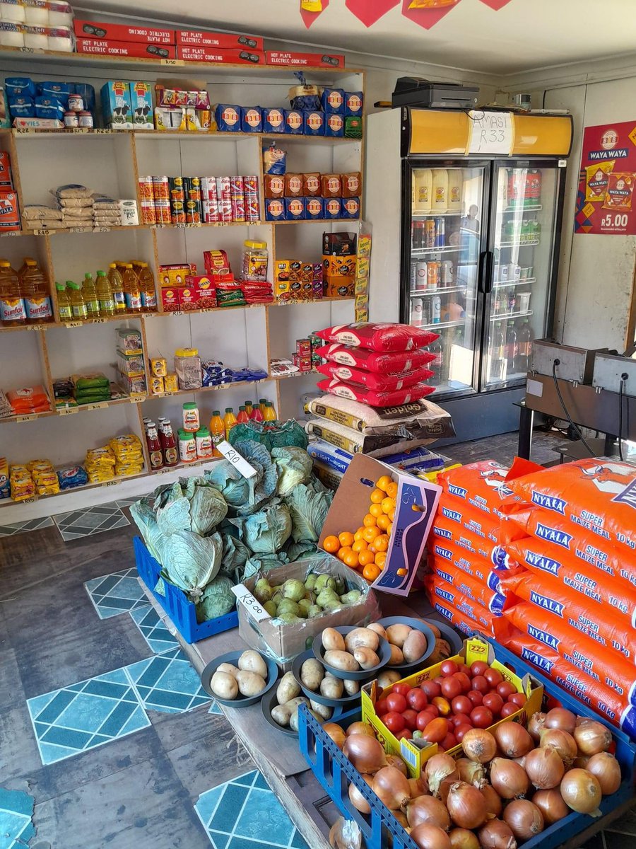 SBmatters_za's tweet image. This Brother Opened his spaza with R4500 !!

Small Business Matters