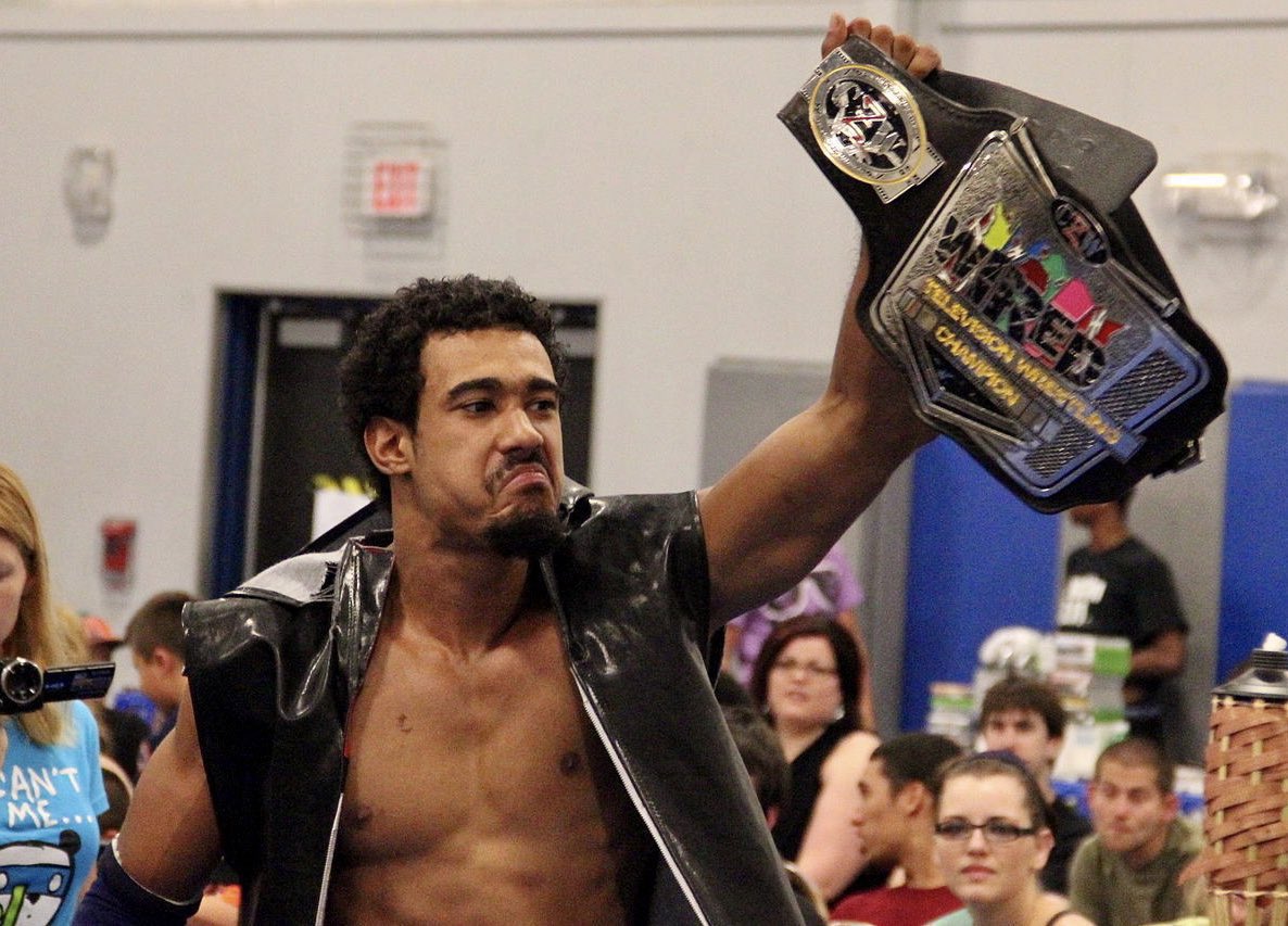 Chupacabra_01's tweet image. 🎂Happy Birthday to AR Fox! @ARealFoxx #ARFox #DanteFox #AEW #ROH #WWE #NXT #ECW #NWA #WCW #EvolveWrestling #TNA #ImpactWrestling #MLW #LuchaLibreAAA #CMLL #NewJapan #NJPW #ProWrestlingNoah #AJPW