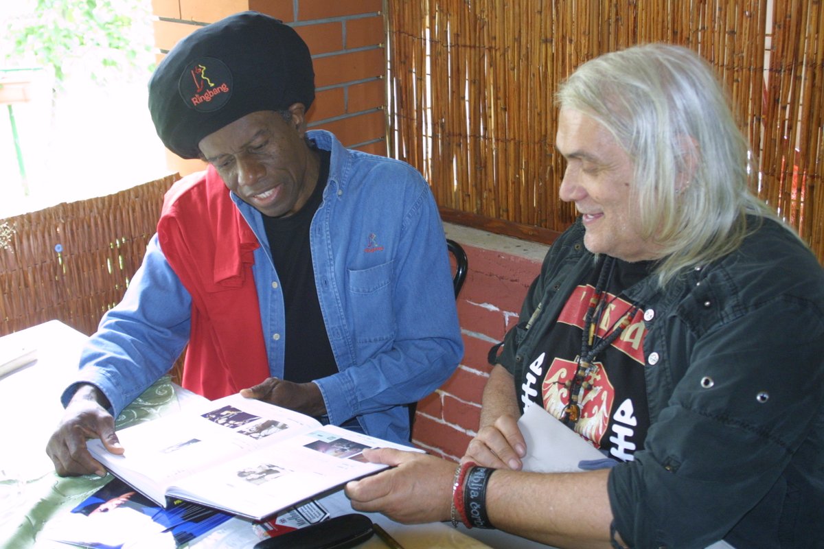 I have just been made aware of the passing of my friend and fellow artist Bora (#ribljacorba) with whom I recorded the song Amsterdam some forty years or so ago. To his family , friends and fans, I extend my sincere condolences. May his soul find eternal peace and rest
Eddy Grant