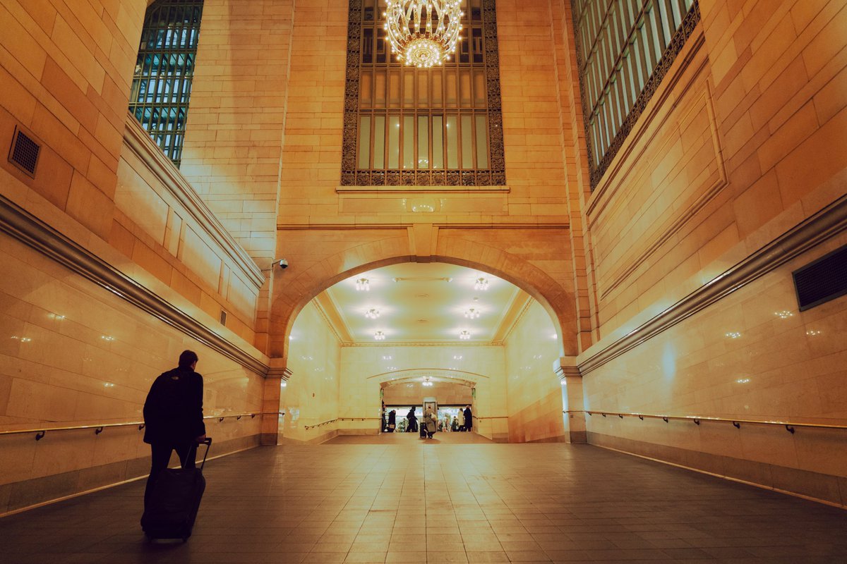 La gente solamente va y viene, pero yo también soy parte de esa gente

Grand Central Terminal, Nueva York 2024