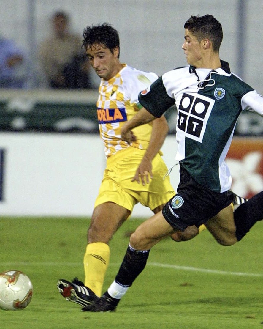 CR9️⃣0️⃣0️⃣ 𝐆𝐎𝐋𝐎𝐒 🐐

Tudo começou aqui… 💚 #MadeInSporting