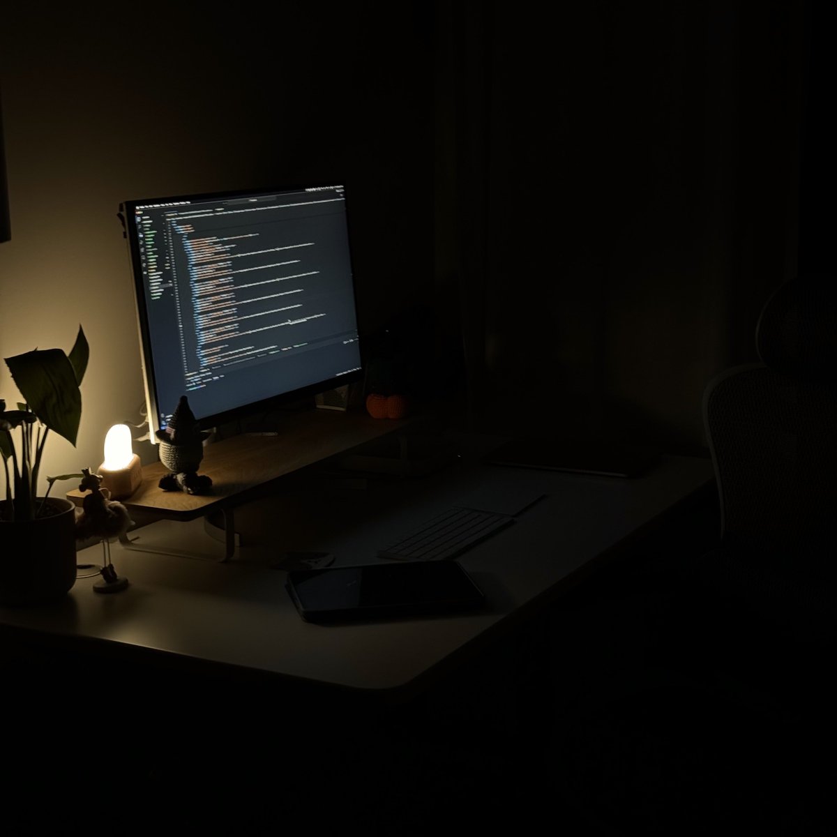 viki_code's tweet image. Actually, there is nothing romantic about fixing bugs at night…