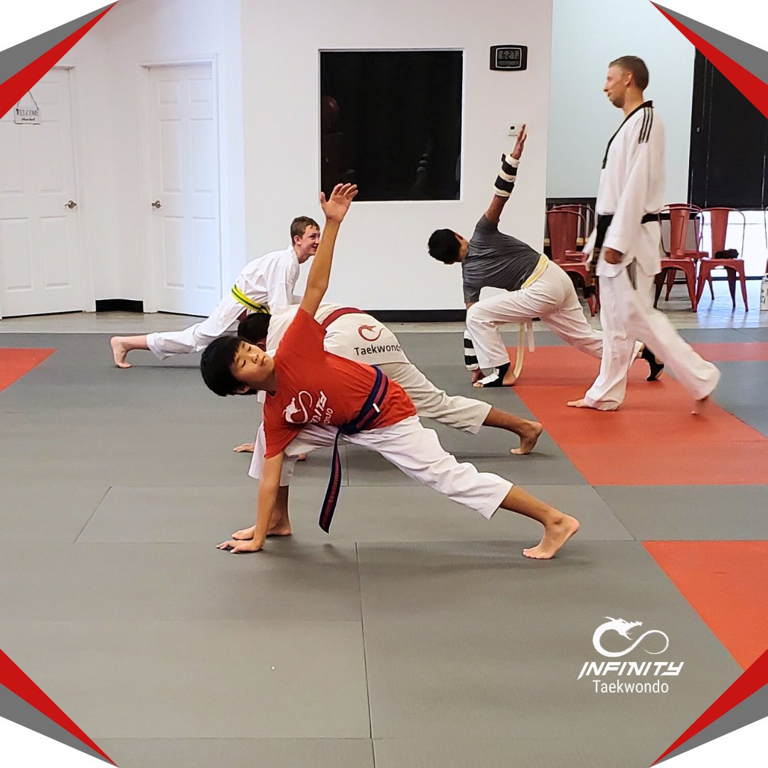 infinity_tkd's tweet image. 𝐅𝐥𝐞𝐱𝐢𝐛𝐢𝐥𝐢𝐭𝐲 𝐚𝐧𝐝 𝐌𝐨𝐛𝐢𝐥𝐢𝐭𝐲 𝐌𝐚𝐭𝐭𝐞𝐫! 🥋

Mr. Yabo shows off his flexibility &amp;amp; mobility, key in #Taekwondo &amp;amp; essential for lifelong health. Flexibility builds better posture, reduces injury risks, &amp;amp; enhances movement—skills needed for a high quality of life
