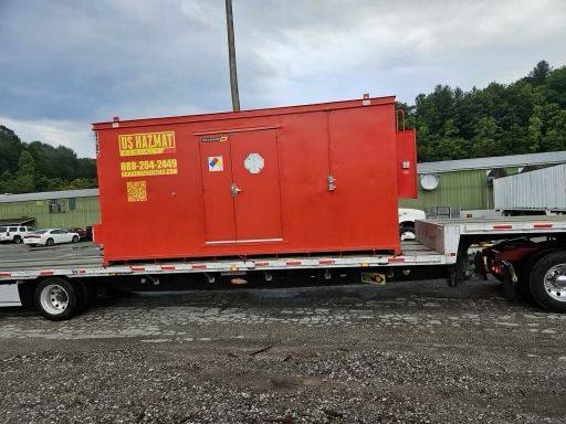 ushazmat's tweet image. What is the OSHA Regulation for Flammable Storage?

Learn how to keep your workplace safe with proper flammable storage solutions! haz.rent/1OEkPP

#OSHA #FlammableStorage