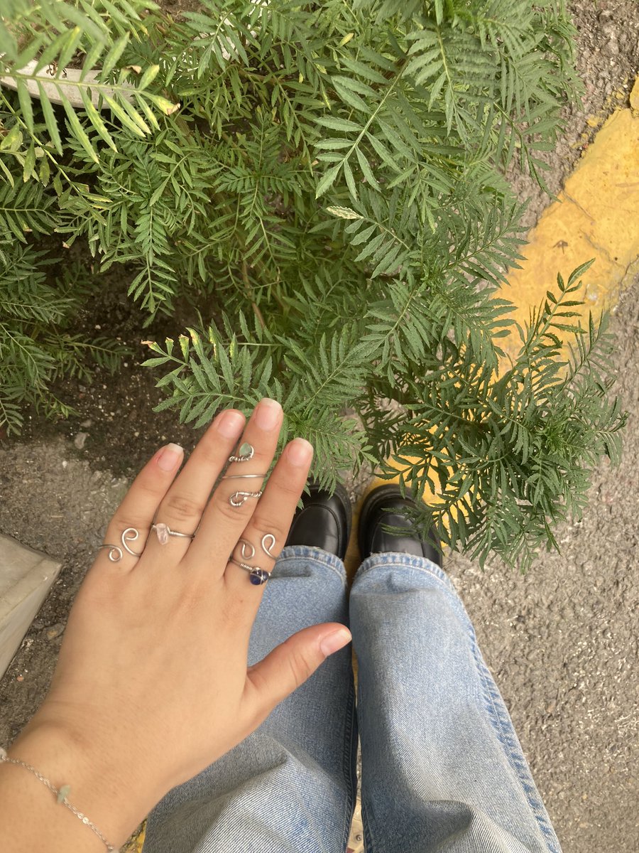 nostalgichocol8's tweet photo. Look at the rings i made hehe 🧚🏻‍♀️💍✨🎀 https://t.co/w8uRT046Z2