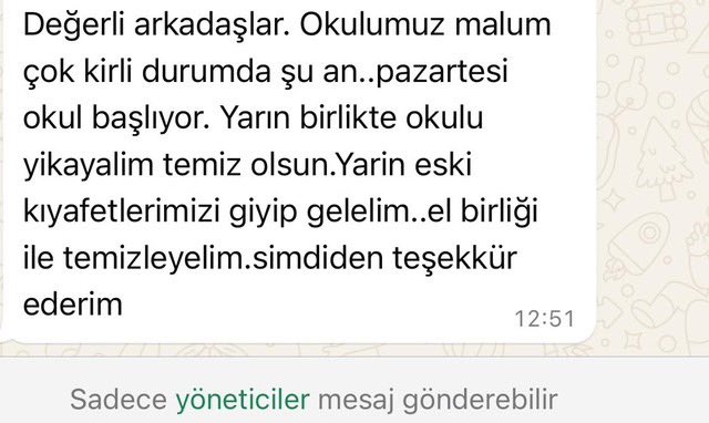 Şanlıurfa / Eyyübiye  ‘de bir ortaokulu müdürü 2 bin kişilik okulun temizlenmesini Öğretmenlerden istiyor!

Sevgili öğretmen arkadaşlarım bu gibi konularda hayır demeyi ve dik durmayı bilin lütfen! Sizler Öğretmensiniz, Hizmetli değil! 

MEB’in yerinde olsam bu müdürü görevden