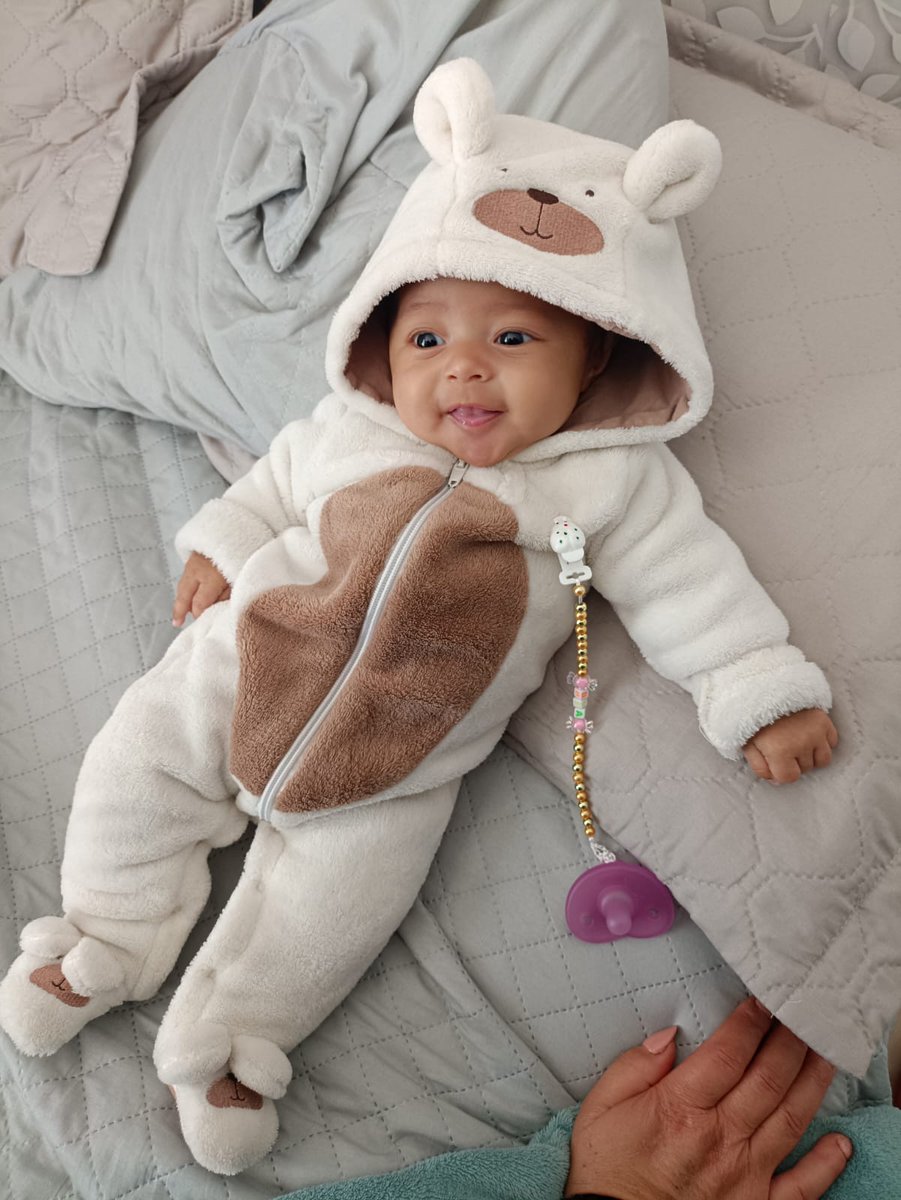 Meu bichinho de pelúcia, minha bisneta Beatriz.