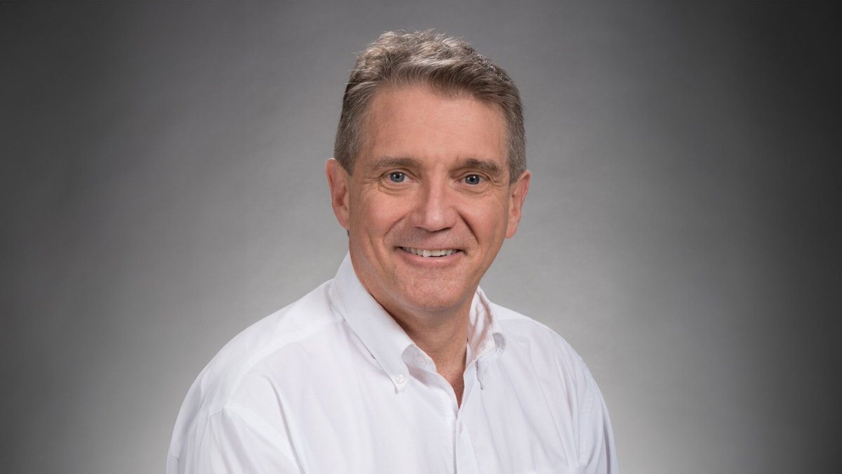 Keck School of Medicine of USC (@keckschool_usc) on Twitter photo Take a moment to welcome Charles (Chuck) Murry, MD, PhD, in his first month as the head of <a href="/USCStemCell/">USC Stem Cell</a>. 👇👇👇
A physician-scientist, Dr. Murry leads USC's stem cell research and education programs moving promising discoveries from the lab to the clinic. bit.ly/4d08AqR Take a moment to welcome Charles (Chuck) Murry, MD, PhD, in his first month as the head of <a href="/USCStemCell/">USC Stem Cell</a>. 👇👇👇
A physician-scientist, Dr. Murry leads USC's stem cell research and education programs moving promising discoveries from the lab to the clinic. bit.ly/4d08AqR