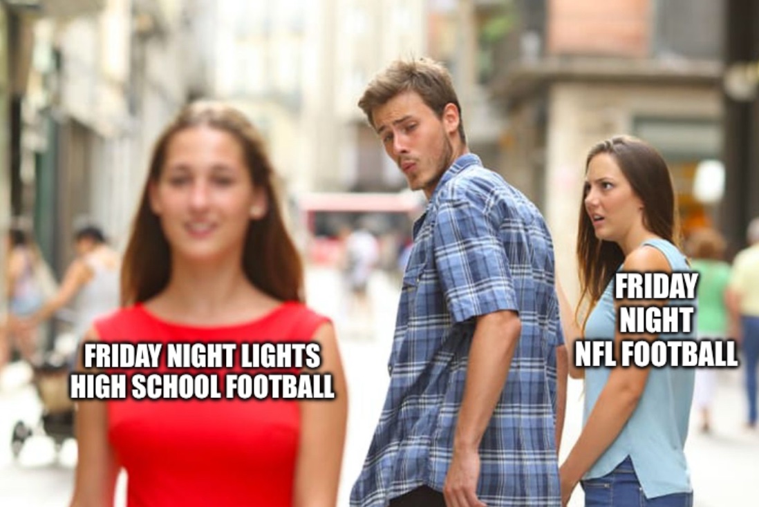 Danny Schaechter ๐๏ธ๐๐พ (@coachdshack) on Twitter photo Friday night lights are ferda high schools. Friday night lights are ferda high schools.