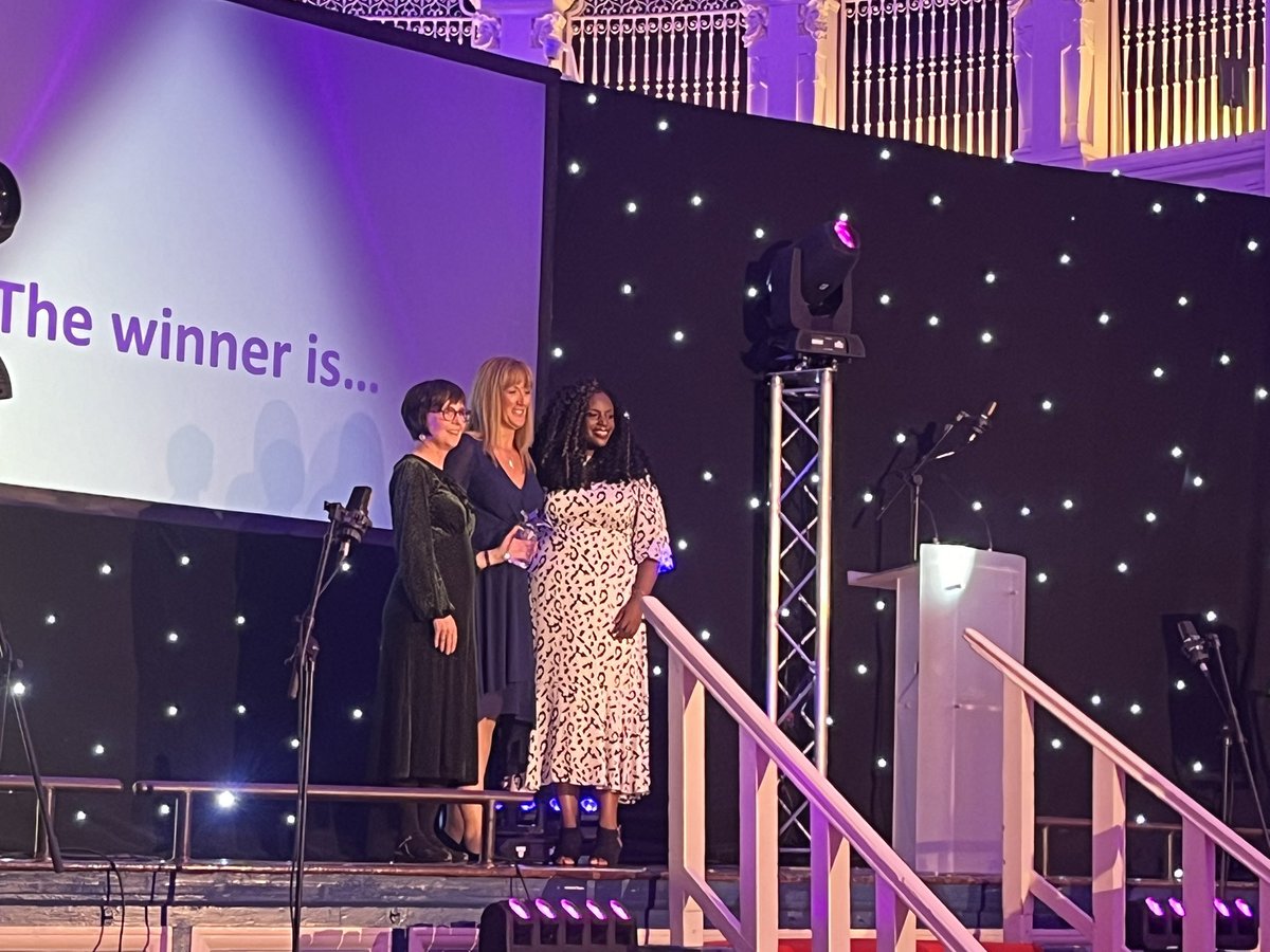 A fantastic winner for the Award for Respect - Victoria Nesbitt. Nominated for her outstanding support to patients &amp; colleagues. 🎉⭐️ #OUHAwards24