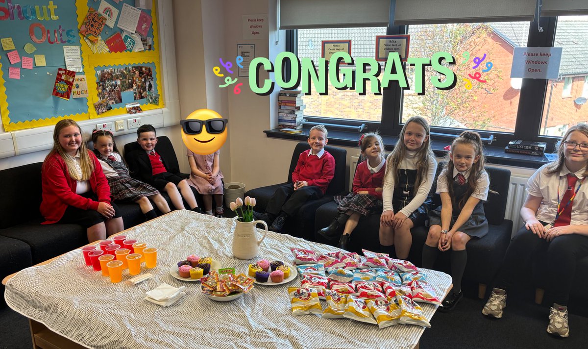 AntoninePrimary's tweet photo. Mr B was delighted to launch our new monthly celebration event with our first set of Value Champions who have been nominated for demonstrating our value of respect. Well done everyone! π#RobinRespect #responsiblecitizens #Knowshowandlivethevalues https://t.co/3TDGj1ThvY