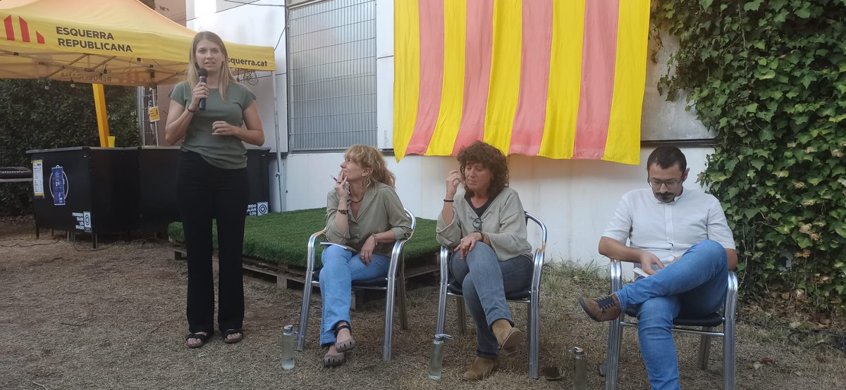 ERCLaLlagosta's tweet photo. Avui, una representació de la secció local d'ERC La Llagosta ha estat a l'acte de Nova Esquerra Nacional que s'ha fet a la Seu de Santa Perpètua de Mogoda, amb la Teresa Jordà, la Marta Vilaret i el Pol Altayó. https://t.co/3ivxZZIZmv