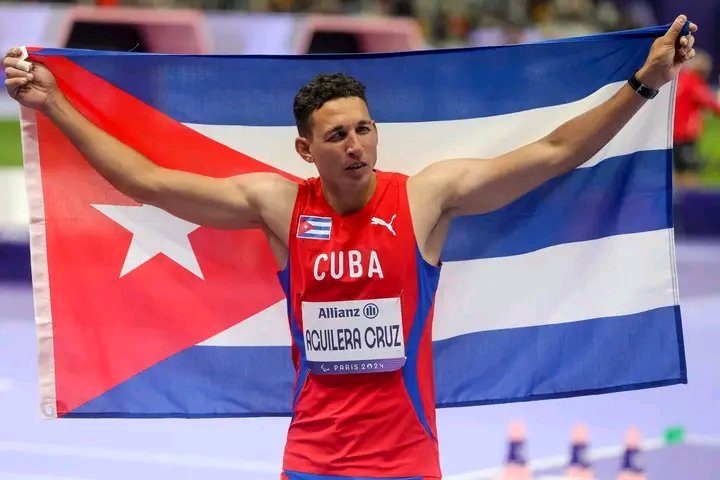 🥉🇨🇺 Ulicer Aguilera se supera a sí mismo y gana bronce en la jabalina F13, con récord de #América 🌎 de 62.51m

🥇Daniel Pembroke 🇬🇧 74.49m WR
🥈Ari Pirouj 🇮🇷 69.74m PB
🥉Ulicer Aguilera 🇨🇺 62.51m AR