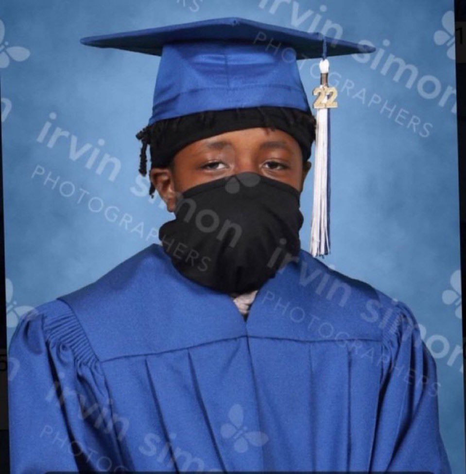 ferupity's tweet photo. I know his mama mad as FUCK https://t.co/uiaXIGwjbh
