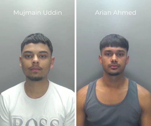 TRobinsonNewEra's tweet image. Two tier UK.

Arian Ahmed and Mujmain Uddin chased a man before attacking him in what was described as a racially motivated attack during the riots.

12 months and 10 months jail.

The English getting 2+ years for waving flags "shouting at police dogs" and social media posts.