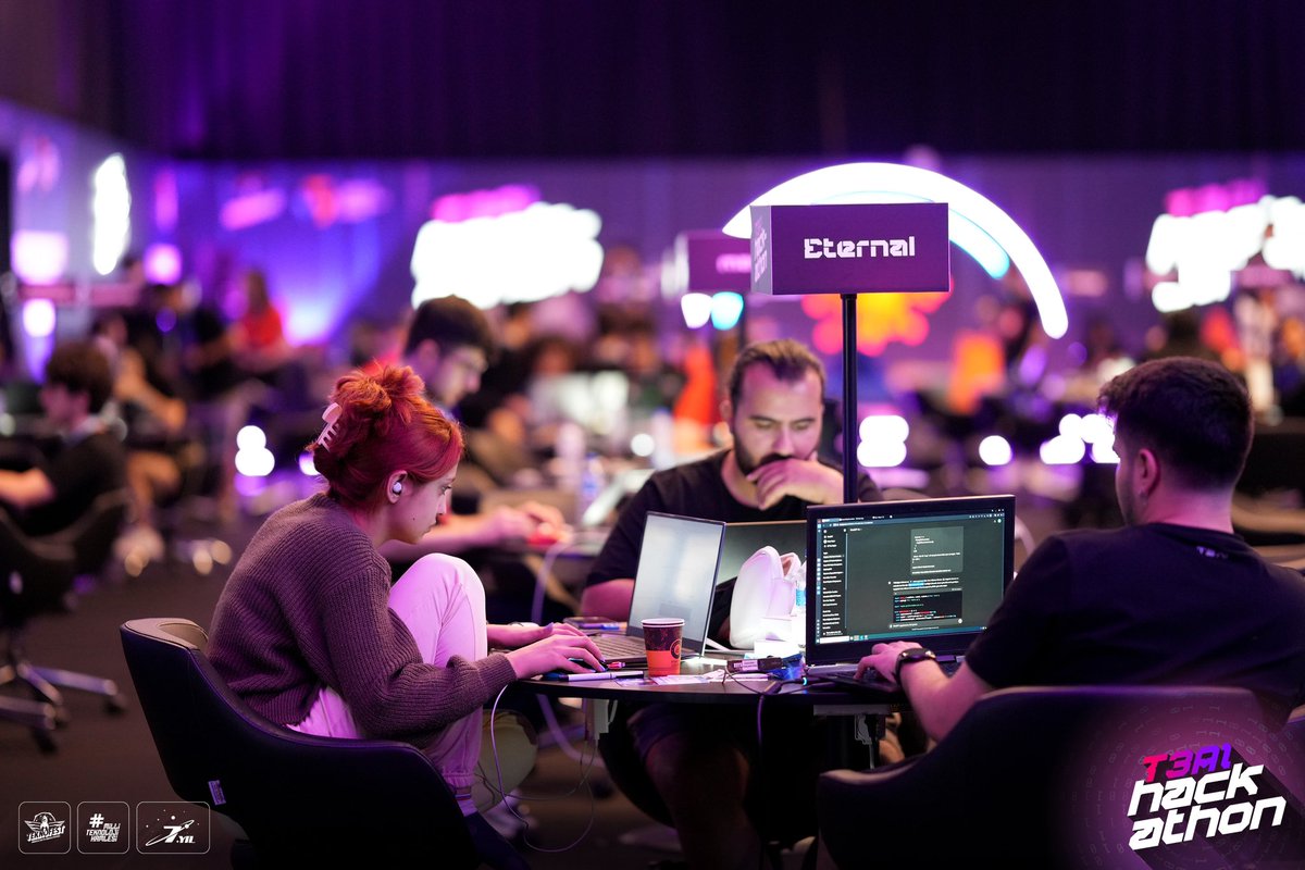 t3aiorg's tweet photo. T3 AI Hackathon Yarışması'nda ilk 1️⃣2️⃣ saat geride kaldı! 
 
#TEKNOFESTAKDENİZ ☀️🚀 https://t.co/z2FyuCAQlt