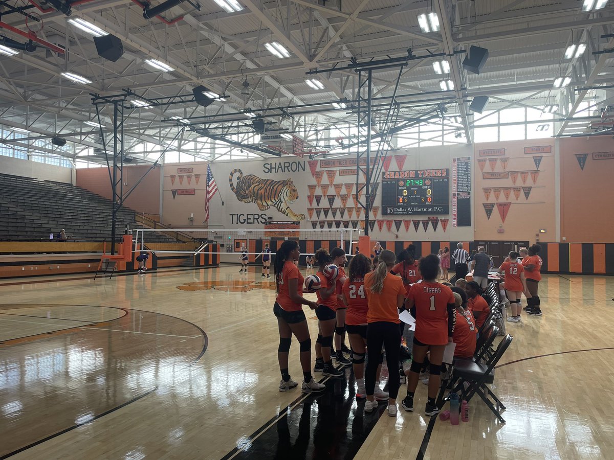 BobGreenburg's tweet photo. New volleyball system at Sharon Tiger Gymnasium!    
Hosting Jamestown tonight.  First time hosting volleyball in the HS gym in 15+ years https://t.co/1wWFvECMHy
