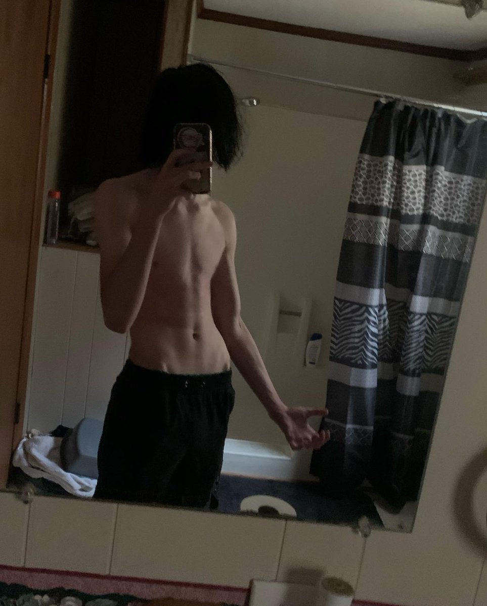 Looking for someone fun to talk to 👀
#nsfwtwt #nsfwtw  #m4f #UK