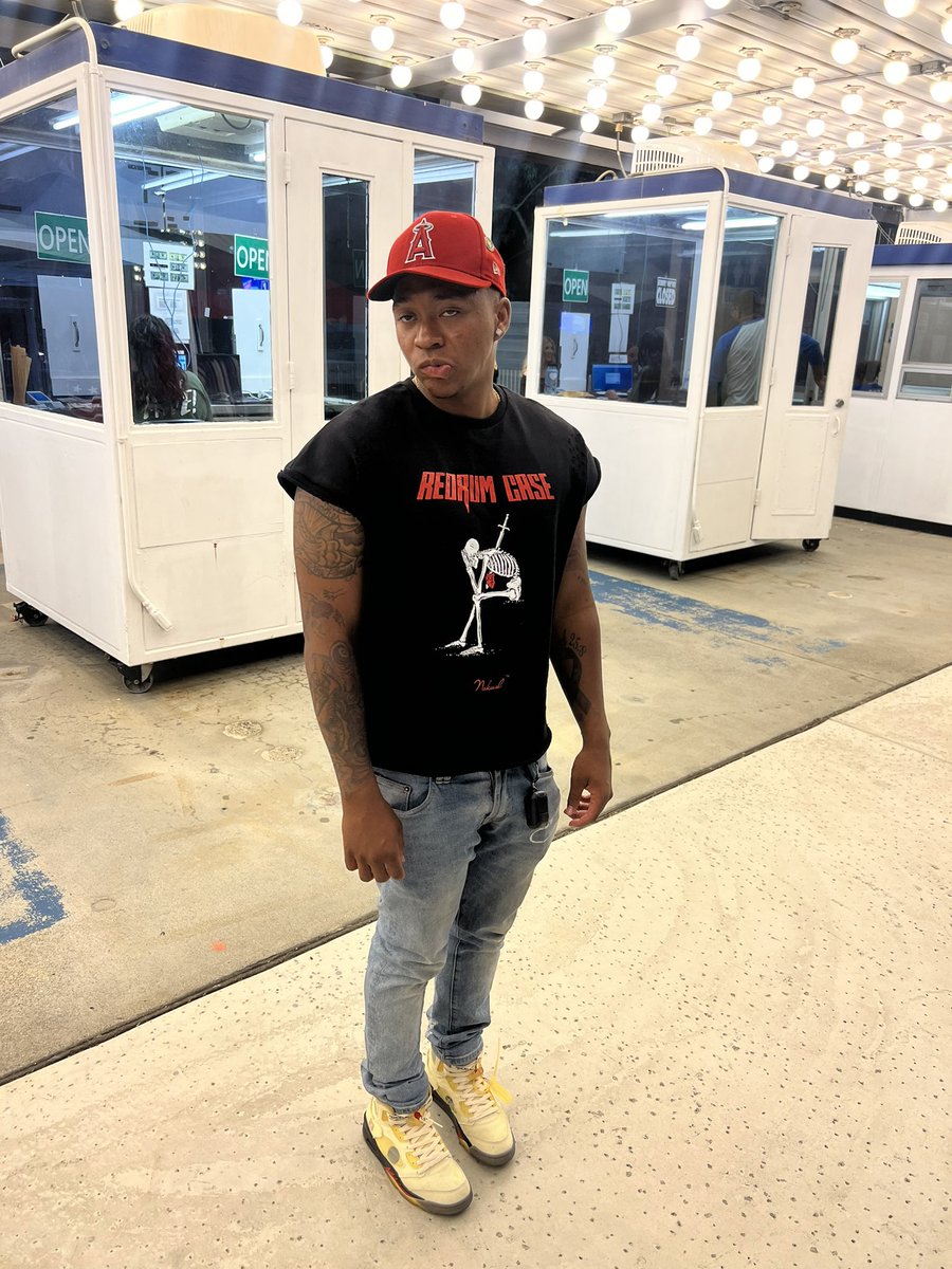 Ric216_'s tweet photo. Shawty make me sick im feeling like I got a cold 😪 https://t.co/4T7S4qv1Jq