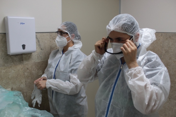 Coahuila firmó una extensión de plazo para definir si aplicarán esquema IMSS-Bienestar dlvr.it/TCtH5L