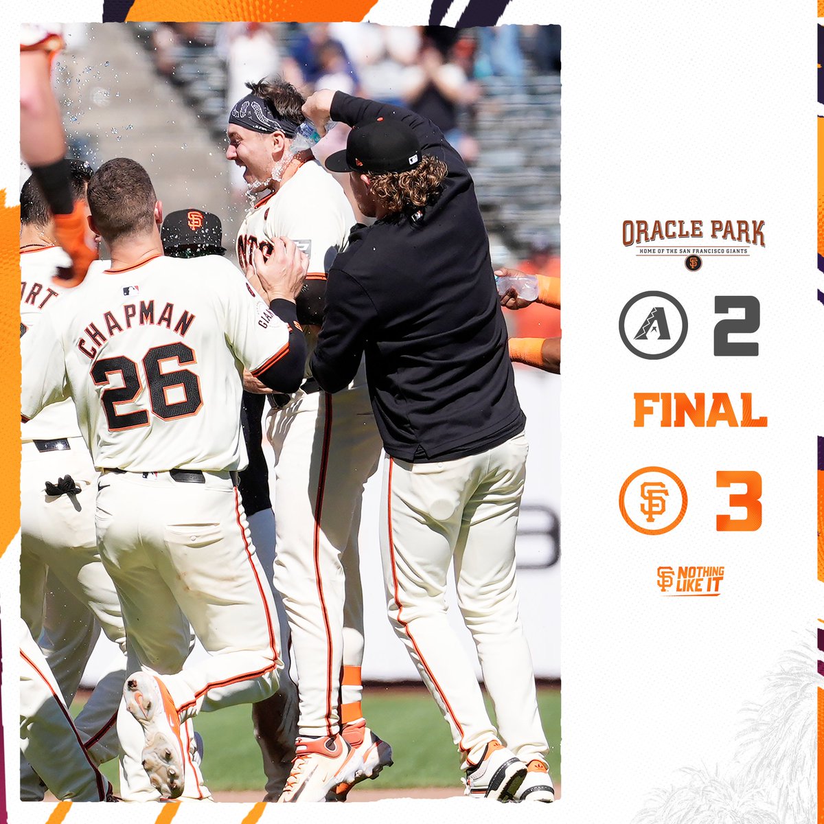 SFGiants's tweet photo. We love walk-offs 😎 https://t.co/N19o45fEdT