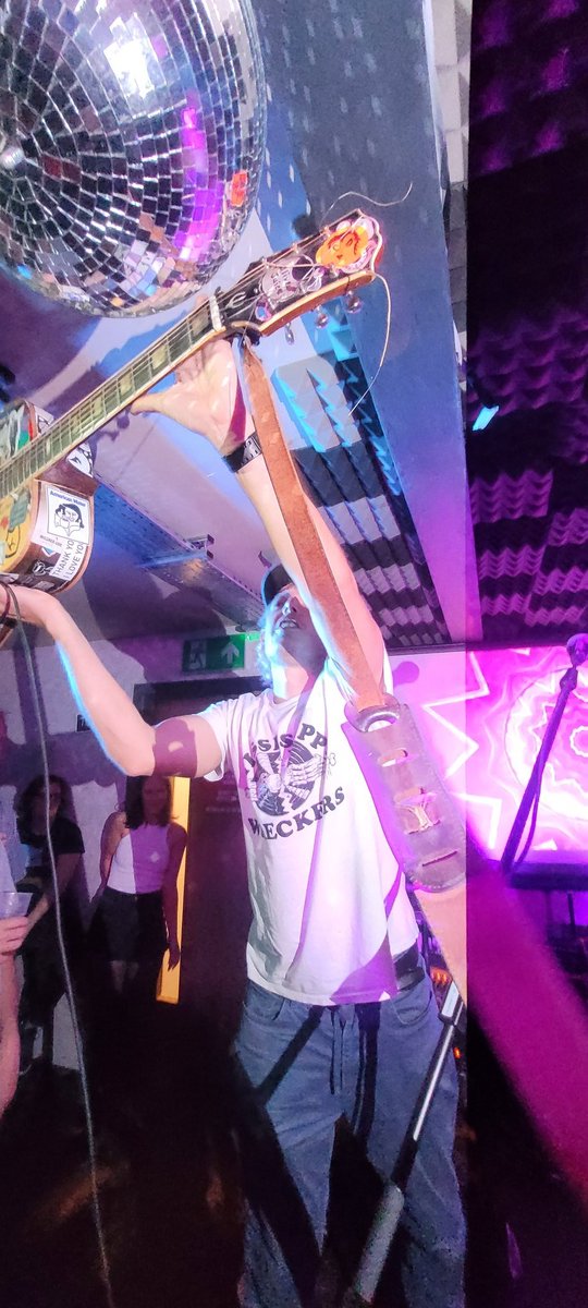 That was even better than last night!
Jeffery Lewis and the Voltage at Greystone Unity.
#giglife #Halifax