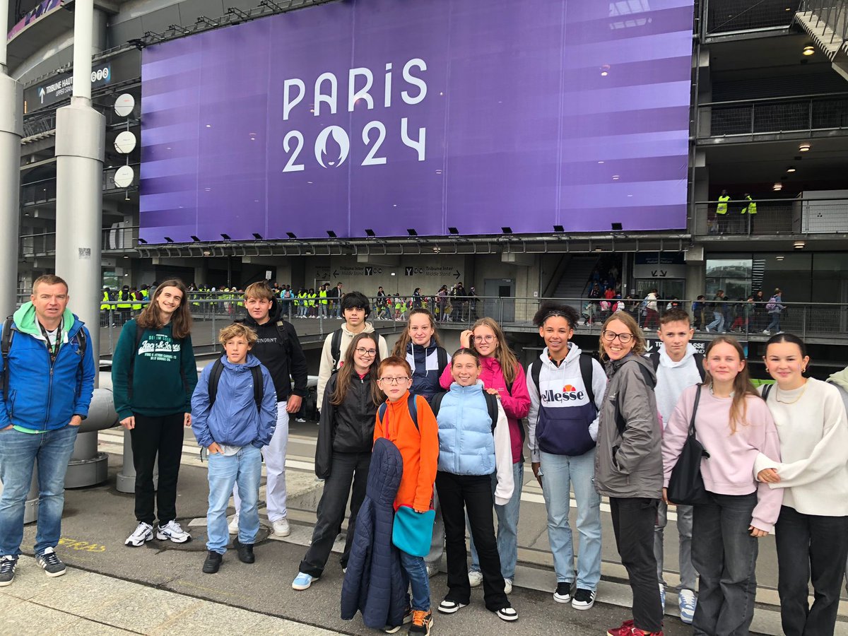 Quelle belle expérience pour nos 15 élèves partis ce jeudi aux JO paralympiques de Paris! Une journée sportive mémorable ! #jo #insieme