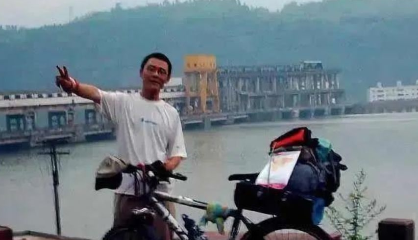 谁道龟城屠户不能身价过亿,如今的宝二爷又在干什么呢? 🧵如果你想知道野路子是怎么跨越普通人的,一定要把... - sky53 ττ ...
