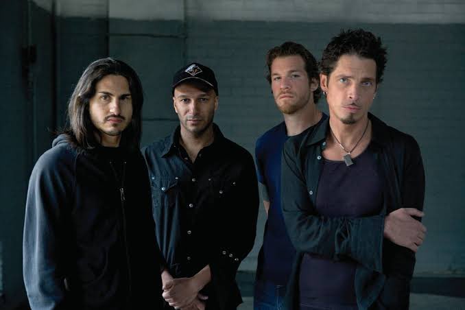 VioletMoreno's tweet image. ¿Con el regreso de #LinkinPark, volverá en algún momento la música de #Audioslave ? Una manera de recordar el legado de ambos cantantes 🎶