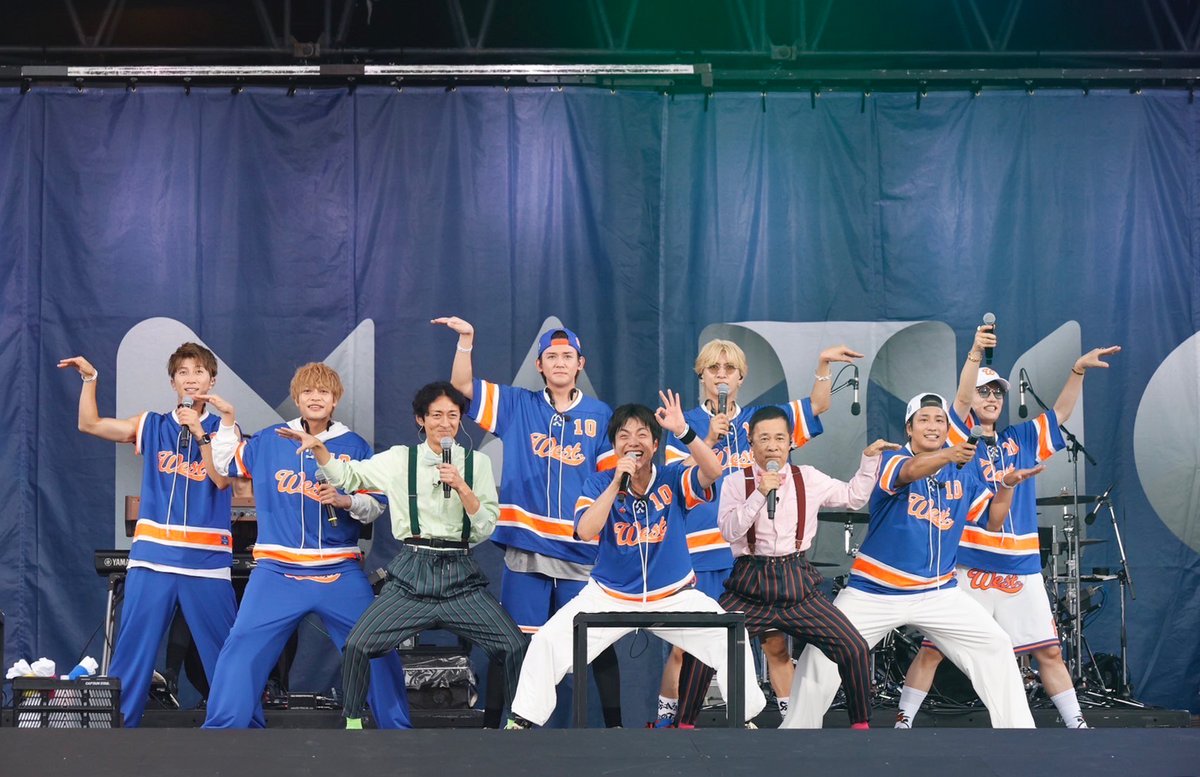 oricon's tweet photo. 📺週刊ナイナイミュージック拡大SP
Hey! Say! JUMP スタジオ出演❗️

『a-nation』にナイナイ潜入
WEST.とのサプライズ共演も公開🌈

舞台裏に「やべっちかき氷」出店🍨
東方神起、浜崎あゆみ、倖田來未、WEST.
Da-iCE、NiziUが矢部＆岡村とトーク
https://t.co/mWE6afywPr

#週刊ナイナイミュージック https://t.co/6xr3hSihfL
