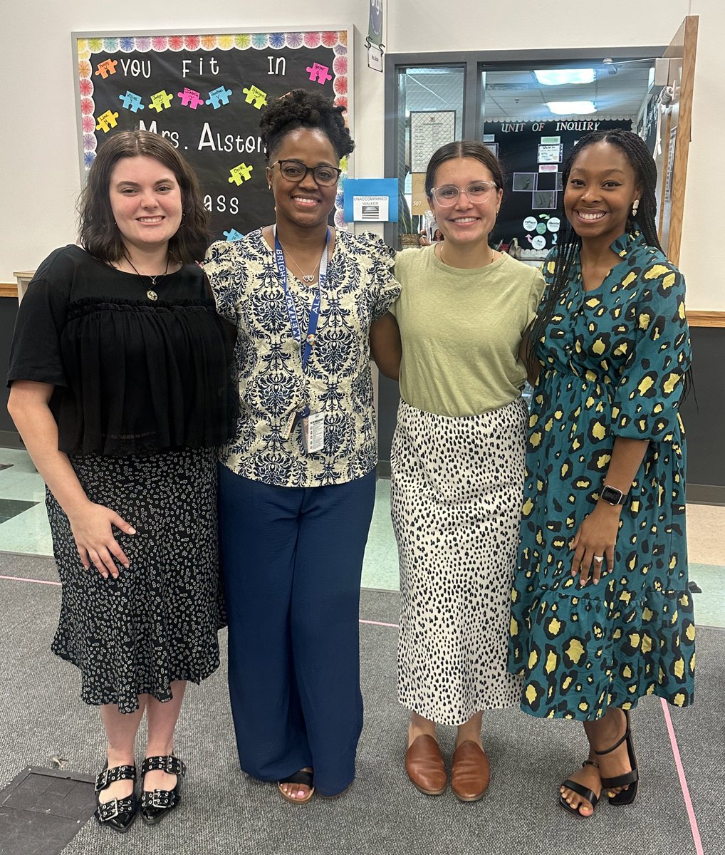 Curriculum night with these lovely ladies!!! 💙💚<a href="/BrightAcadFISD/">Frisco Bright Academy- IB PYP School</a>