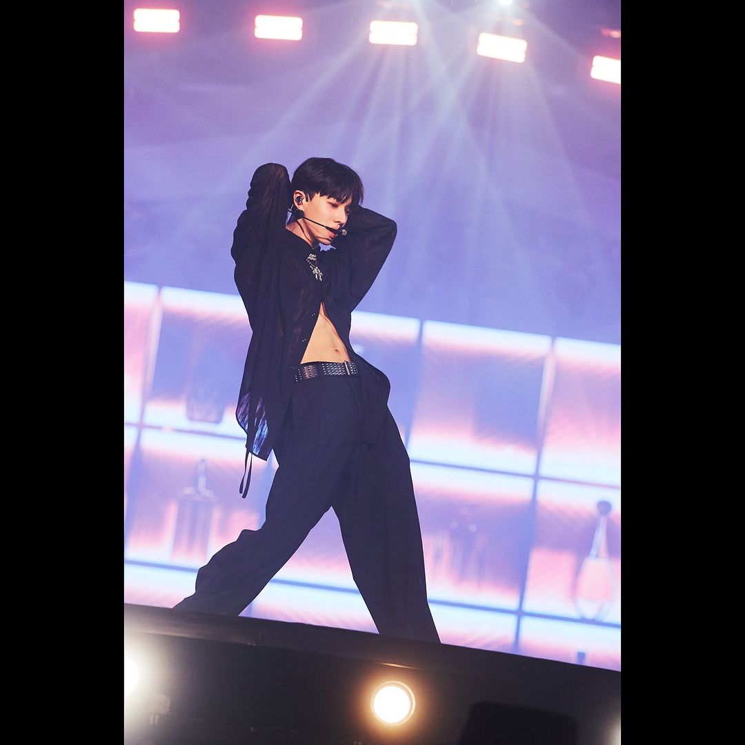 DailyGikwang's tweet photo. 240819 Geekstagram (1/2) ᙨ #GIKWANG #HIGHLIGHT #BEAST #이기광 #하이라이트 #비스트 [@Highlight_AUent]

[@900_330] https://t.co/uV34lVYPHl