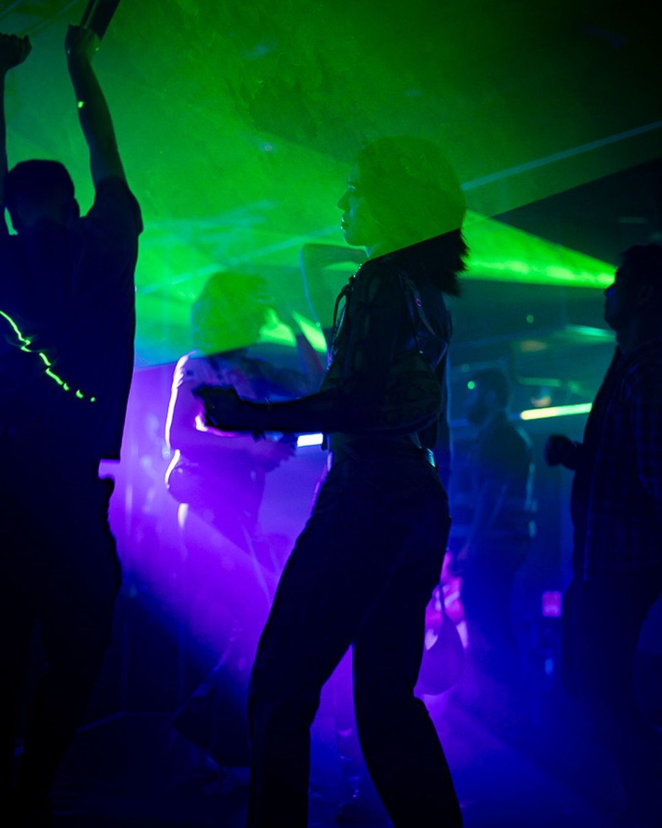 Rayveness Studios tweet media