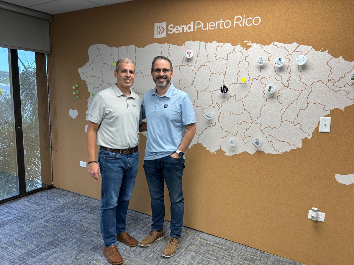 SNEspanol's tweet photo. El Vicepresidente de Send Network Español, @joseabella  visitó Puerto Rico, donde se encontró con el equipo de @sendpuertorico a quienes animó e impulsó a seguir trabajando con una misión común: la multiplicación. https://t.co/GiOblG870D