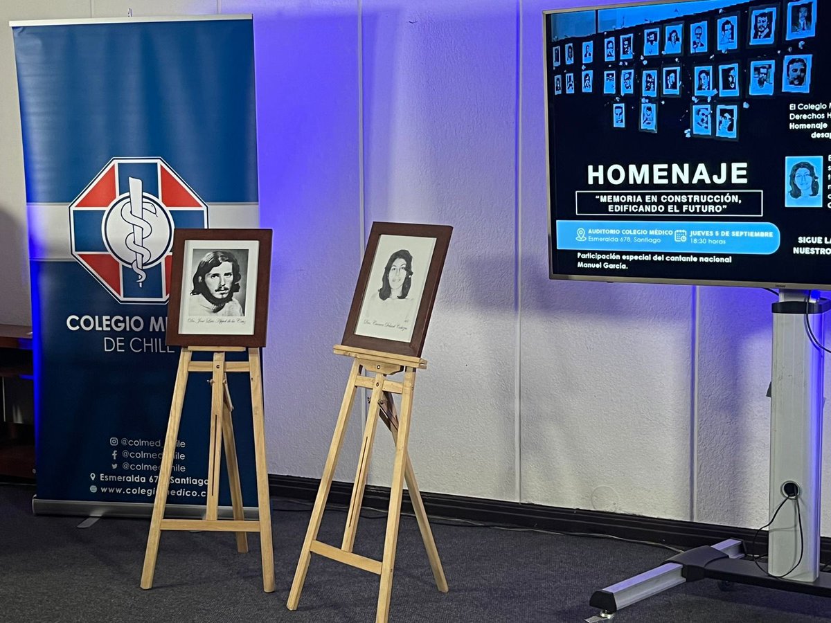 ColMedSantiago's tweet image. Esta tarde, nuestro tesorero, Dr. @joseperaltac, participa de la ceremonia organizada por @colmedchile en homenaje a los médicos asesinados y desaparecidos en la dictadura cívico militar: “Memoria en construcción, edificando el futuro” 🕊️
