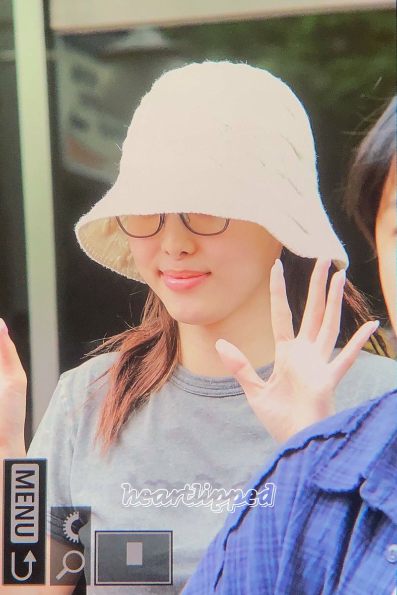 하트립 tweet media