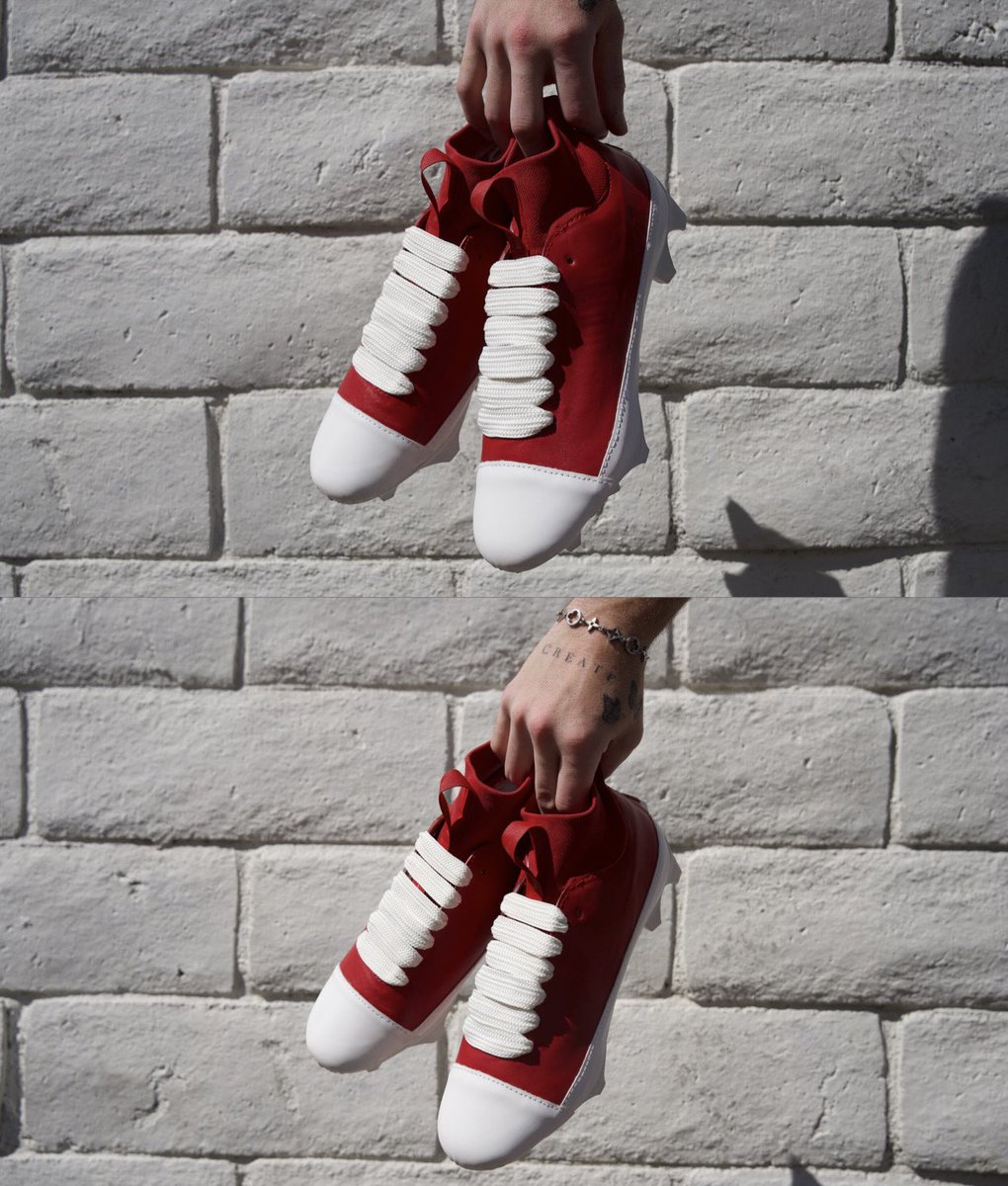 Custom #RickOwens cleats for <a href="/XavierWorthy/">Z A Y 🖤</a>’s NFL debut tonight with the #Chiefs. NFL FOOTBALL IS BACK!!