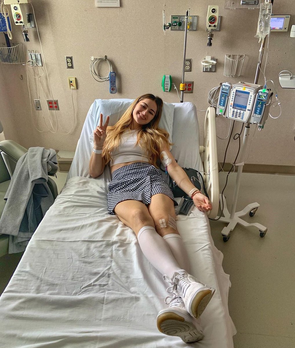 Nftamaradoteth's tweet image. Finally out of the hospital! To celebrate I want to get 100% back into Web 3! Praying to get @honzomomo and @TaprootWitches WL! Glad to be back.