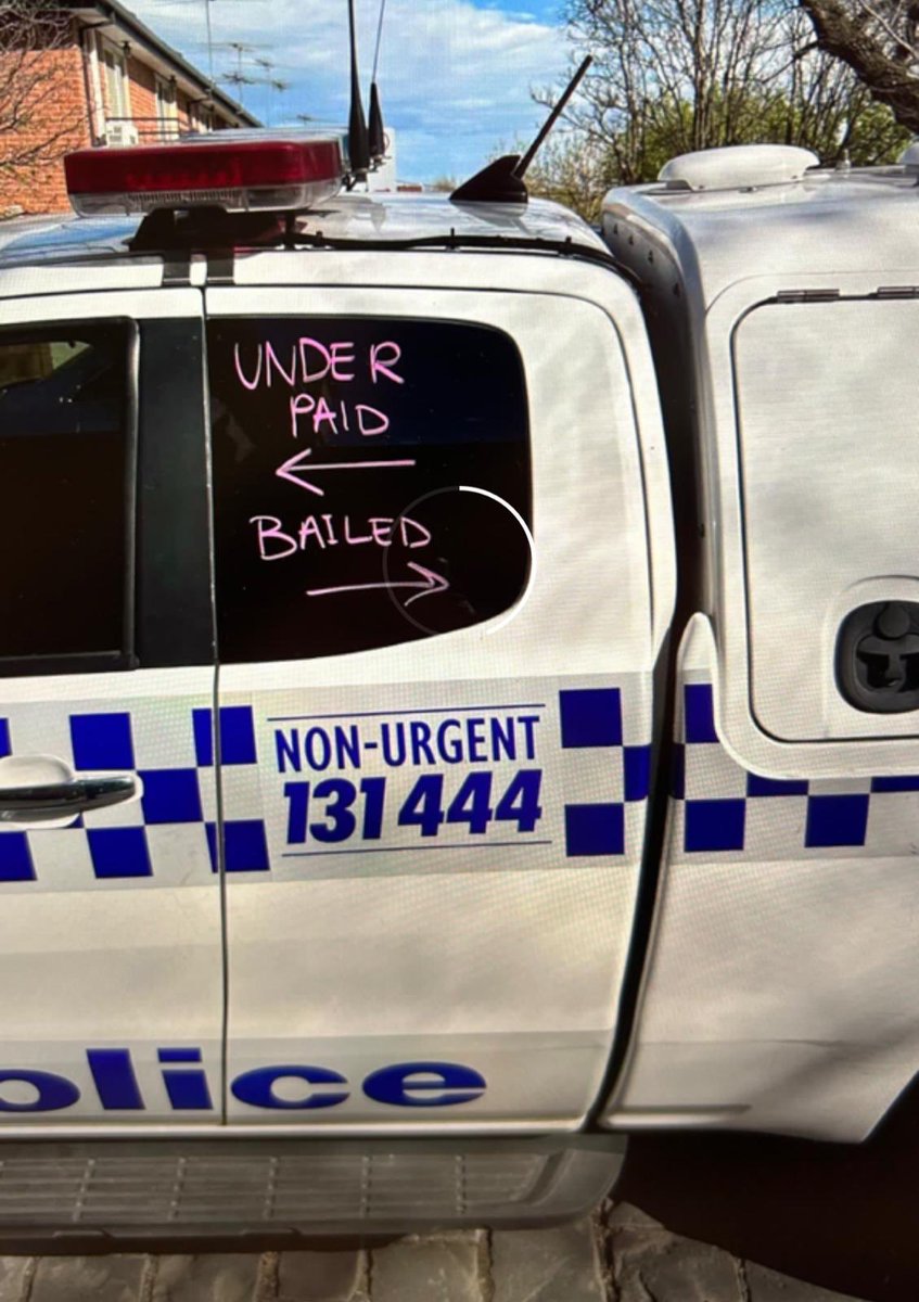 HankMeyerNAPP's tweet photo. Welcome to the Peoples Republic of Victoria. https://t.co/8bTfkMkMay