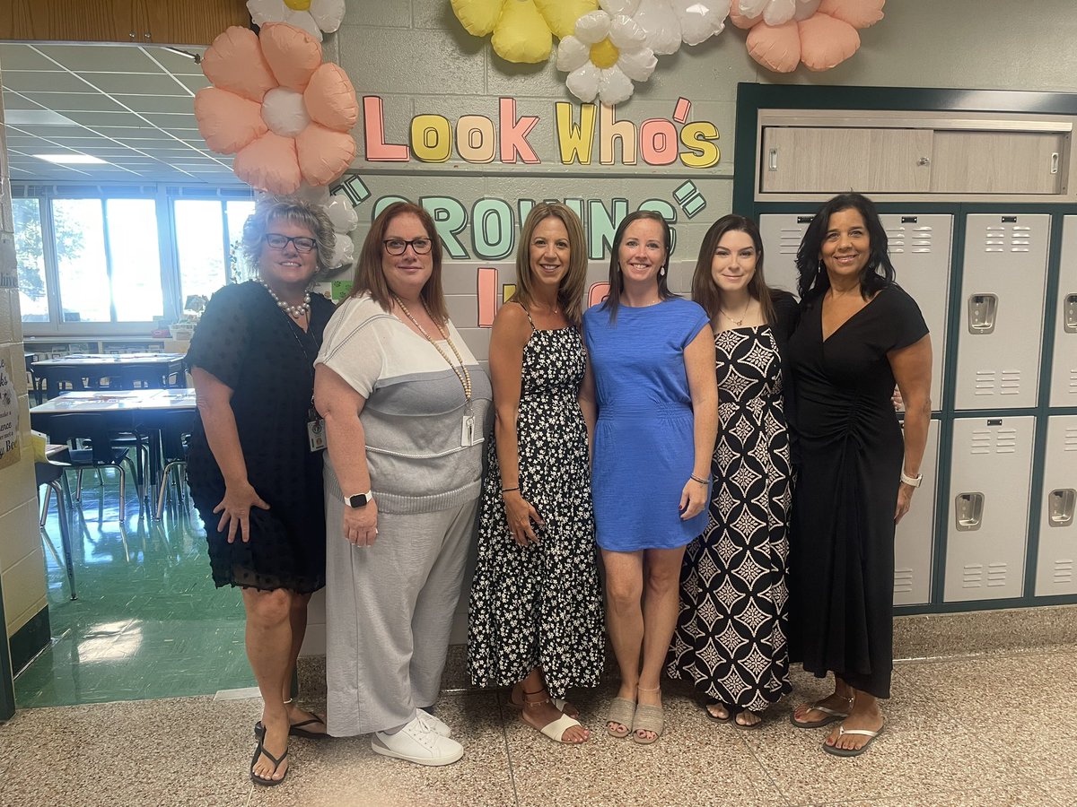 We are ready for you 4th grade! 📝📓📚<a href="/SEM_Dalers/">SEM Dalers</a> <a href="/MrsGangi_Grade4/">Carolyn Gangi</a> <a href="/Gaghan201/">Gaggle of Gaghans 2024-2025</a> <a href="/NHorn2sem/">Mrs. Horn</a>